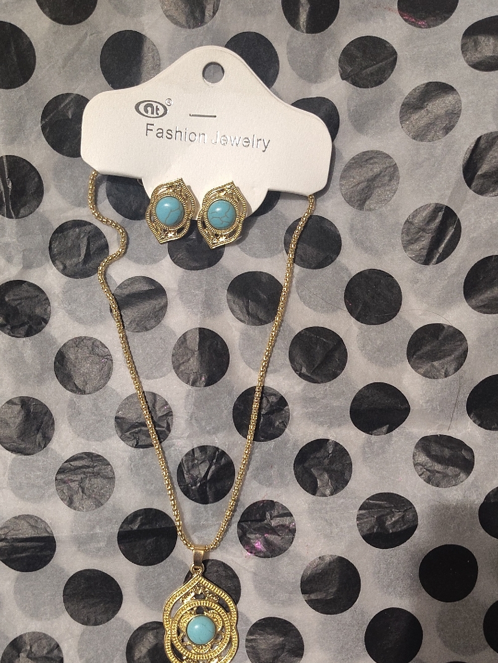 Fashion Jewelry Gold Necklace and Turquoise Stone Earrings Set